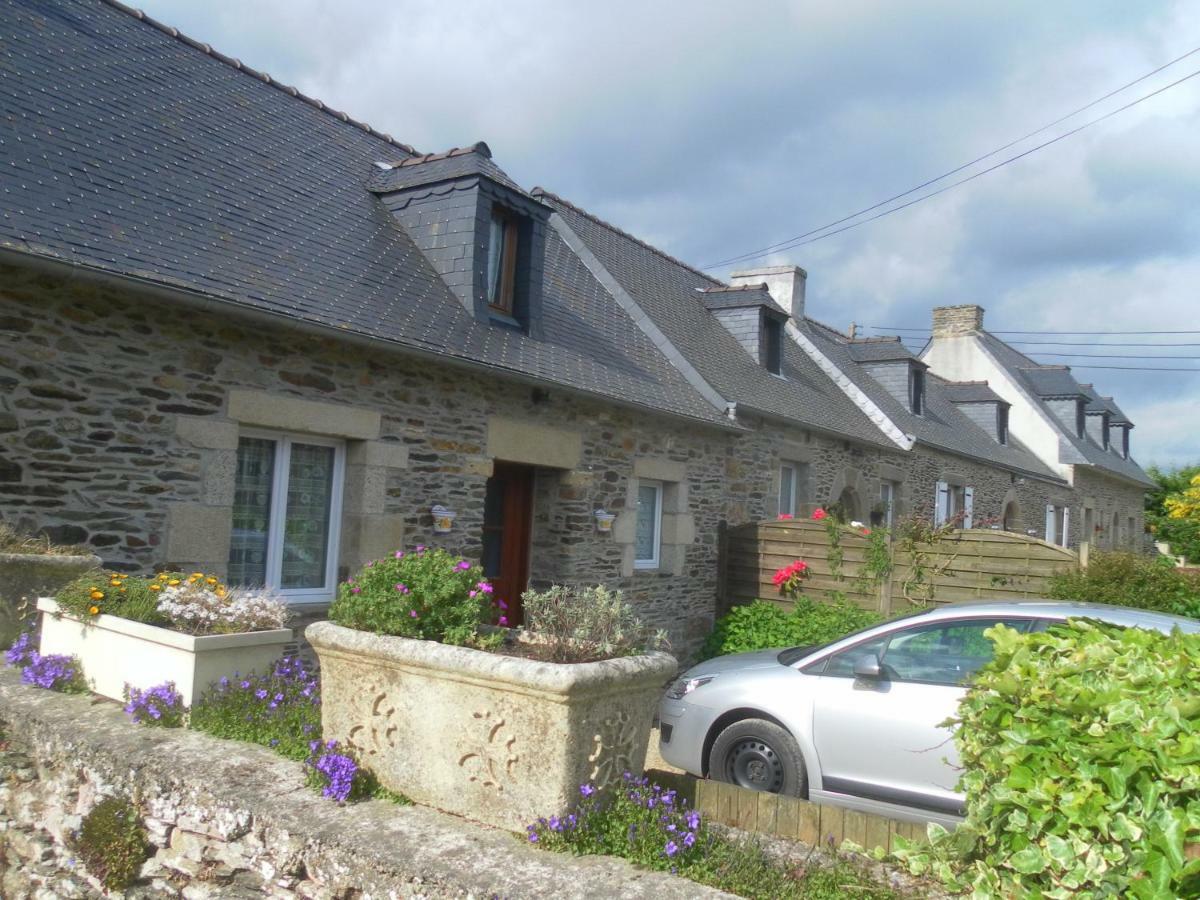 Holiday home Les Penty De Kerroyal Garlan